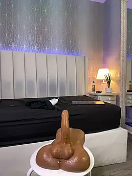 Mia-Medina - SHOW CUM