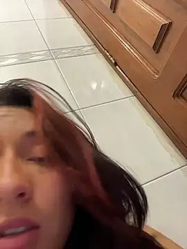 FoxyLauren - FINGERING IN BATHROOM
