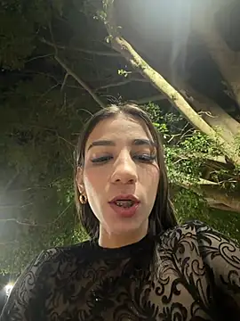 Carolina_1111 - Show the aufit in the park🥵🥵🥵