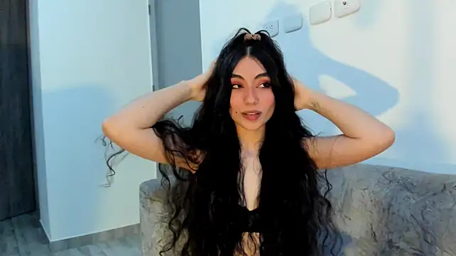 BritanyLnx - NAKED