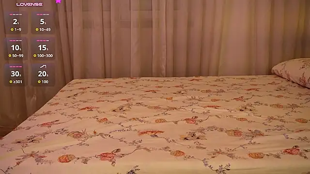 LiaGotti - pussy play