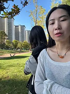 Xixi2881 - 看女儿bb
