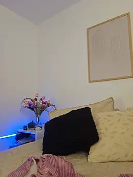 Victoria_Evanss - sexy dance with tits outside