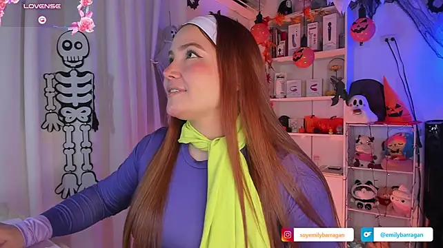 EmilyBarragan_ - plug the machine into your ass