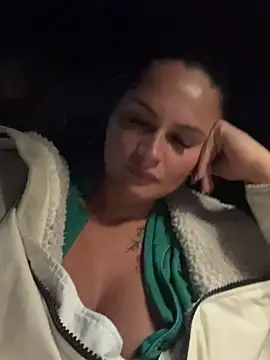 Destinylovex - Flash boobs