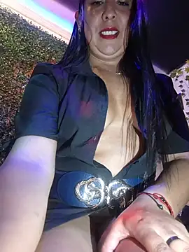 Keny__a - I let the waiter play with my pussy 😈