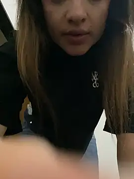 Alicia_ALICIA - Show oil