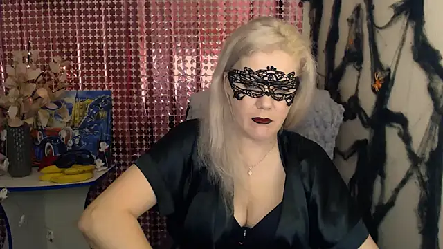 Kay_franccis - I'm going to give a blowjob to a banana.