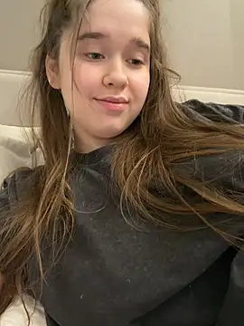HornyGirlH - 2 FINGER IN PUSSY
