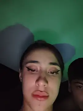 Ariana_colliinss - milk inside