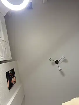 ChloeBrut - Squirt, every 10 TK 3 fingers in pussy🤪