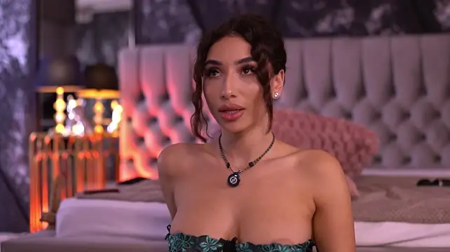 GinaValentinna - keep the pleasure coming