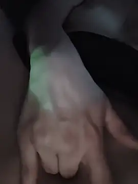 Ariana_colliinss - milk inside