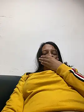 EverMore_ - Show boobs+show ass