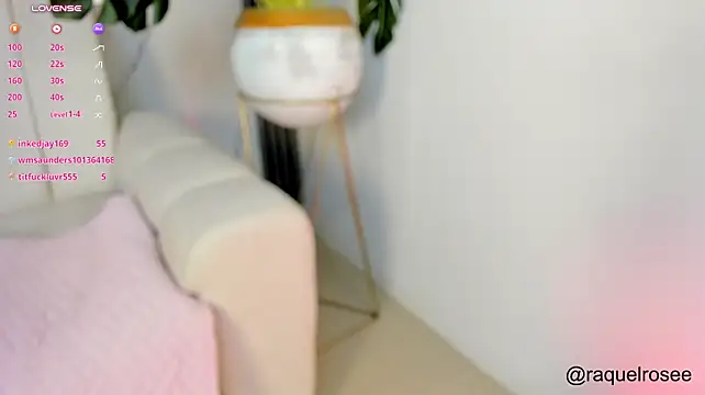 Raquelrose_ - DILDO ON MY PUSSY