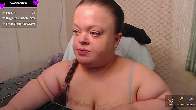 Janiffer_MiMi - make me wet