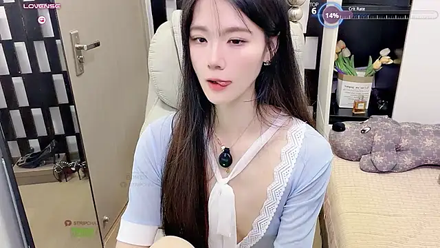Yueyue-MM - 下空M腿黑絲誘惑送控制3分钟
