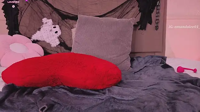 Amandalee01 - Take off panty