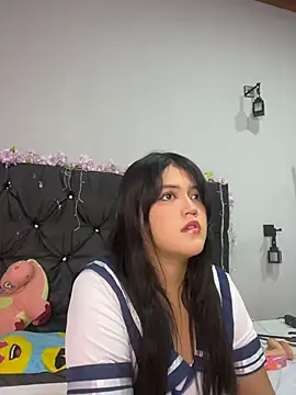 Alisson_carolina73 - We started playing with my butt