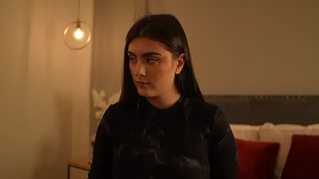 IrisBaker - flash tits