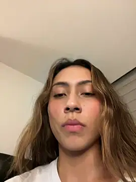 Bella_dannbond - GET NAKED