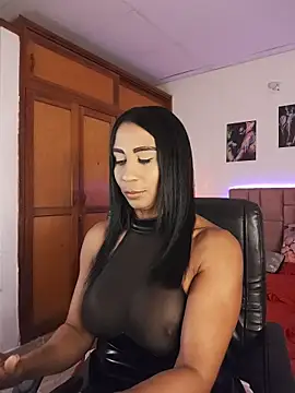 Charlotte_bayron02 - We start by warming up my pussy a little