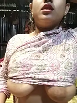 Jara_210 - Boobs show