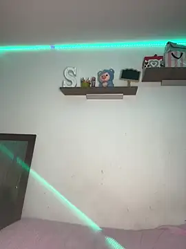Alahiaaa_ - SHOW DOGGY STYTLE