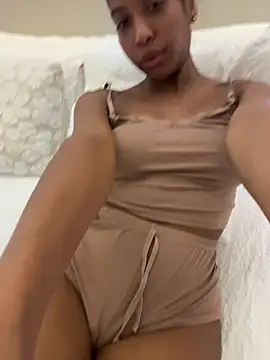IamCrystal2 - I wanna feel you make me wet