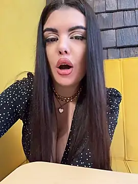 AmelliaDiamond - Suck dildo+slup boobs