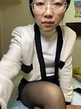 Yuyu7788 - 全裸5分钟