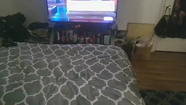 Squirtonlongdick - watch this lil fatty