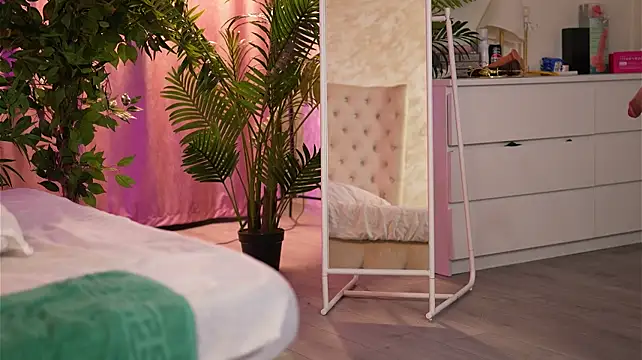 LalaRoze - Naughty Dildo Ride 🤠 Yhaaa