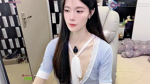 Yueyue-MM - 下空M腿黑絲誘惑送控制3分钟