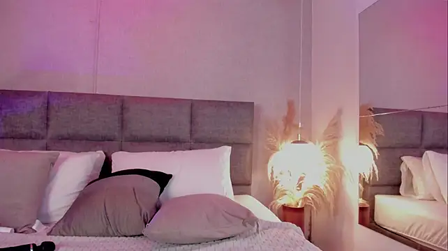 IsabellaMorgan - DILDO DEEPTHROAT & PLAY PUSSY