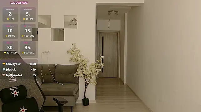LovelyBianca - PUSSY PLAY 😈💦