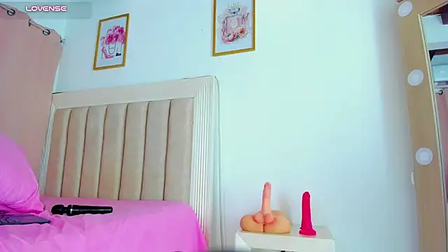 Fabianacutee - fingers in my pussy