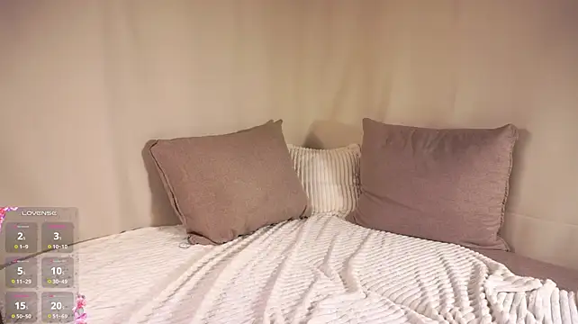 Honeyblo - suck my dildo