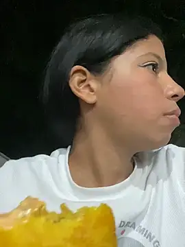 Broken_Latina_Whores_JE - Suck tits 🔥🥰
