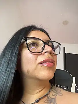 Devilsweet17 - Oil boobs 🤍