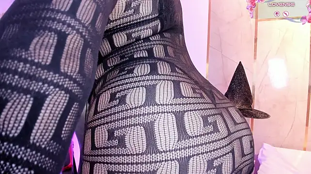KendallJay - Oiled Big Ass + 1 Min Lush🍑🔥🔥