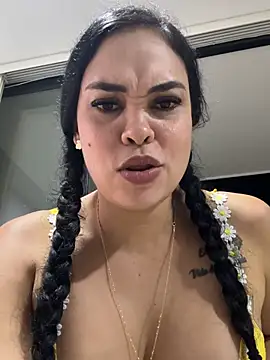 FOX_LATINA - Squirt face 💦