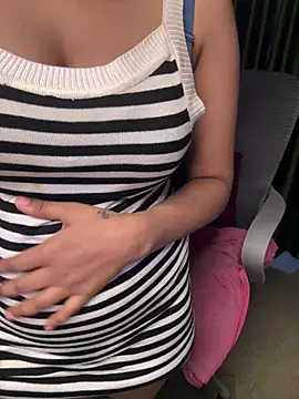 Inaaya3 - boobs spank x 10