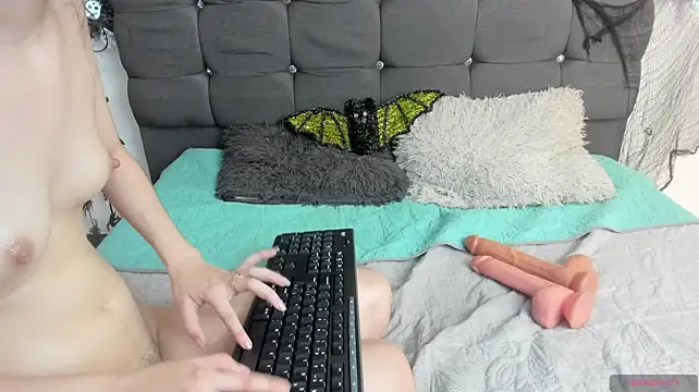Amapola_magical - 2 FINGERS AND MY ASS ✌🍑