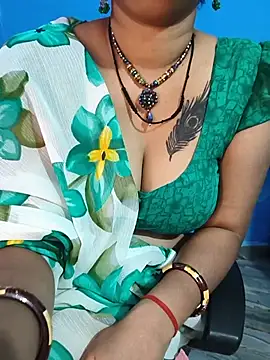 Nautty_jaanu - Oil boobs