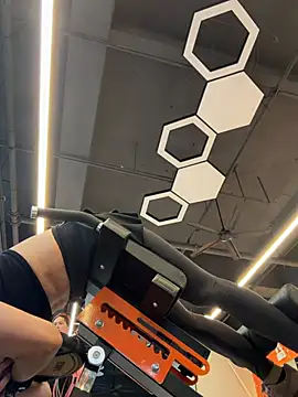 Ria-Flex - 最后一名✅目标者玩具控制权120秒