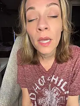 EdenDelilah1 - Lotion on TIts