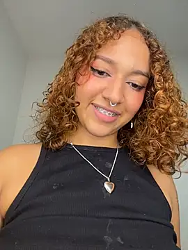 Scarleth_444 - BIG SQUIRT 💦