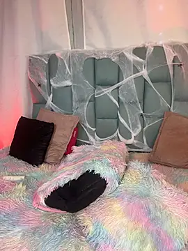Gretel_Streit - zoom pussy + 2 fingers