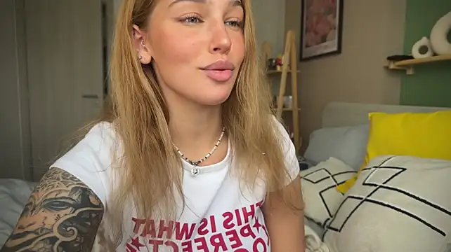 Anna_Six